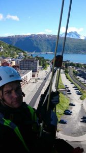 Narvik kõrgtööde ehitusalpinism 6 Skyproff kõrgtööd ehitusalpinism tööstusalpinism 1 169x300 narvik korgtoode ehitusalpinism 6 skyproff korgtood ehitusalpinism toostusalpinism
