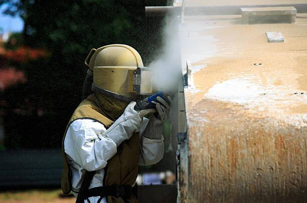 sandblasting 1 Blasting