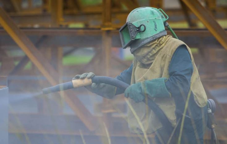 sandblasting3 Blasting